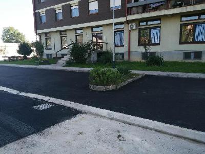 Zavrseni radovi: Asfaltiranje parking prostora ul.Bosanskih Gazija Mz Luke