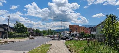 Kružni tok “Humci” u završnoj fazi: Postavlja se rasvjeta i planira izgradnja Cvijeta Srebrenice