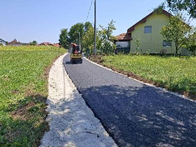 Asfaltiran put u naselju Salkići – MZ Izačić u sklopu Programa modernizacije cesta