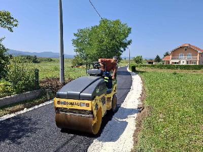 Asfaltiran put u naselju Salkići – MZ Izačić u sklopu Programa modernizacije cesta