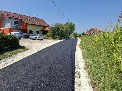 Asfaltiran put u naselju Salkići – MZ Izačić u sklopu Programa modernizacije cesta