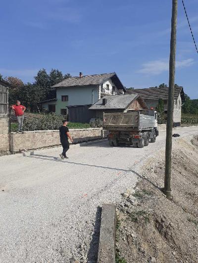 ZAVRŠENI RADOVI NA REKONSTRUKCIJI LOKALNOG PUTA BREKOVICA - ČIZMIĆI