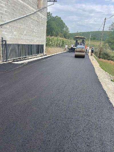 ZAVRŠENI RADOVI NA REKONSTRUKCIJI LOKALNOG PUTA BREKOVICA - ČIZMIĆI