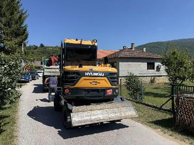 ZAVRŠAVA SE SANACIJA ASFALTNOG KOLOVOZA U CENTRU KULEN VAKUFA