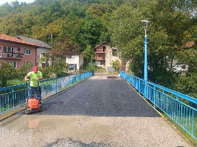 ZAVRŠAVA SE SANACIJA ASFALTNOG KOLOVOZA U CENTRU KULEN VAKUFA