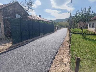 ZAVRŠENO ASFALTIRANJE KARLOVAČKE ULICE U MZ VEDRO POLJE
