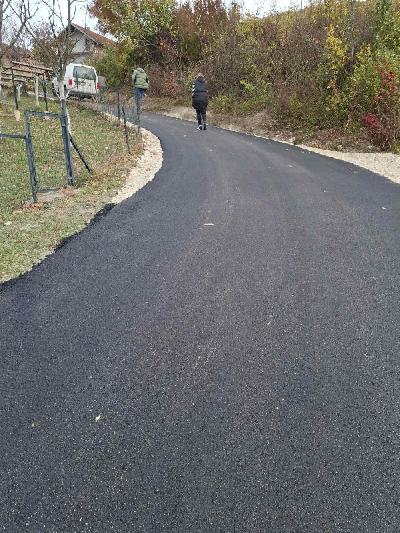 SANACIJA I ASFALTIRANJE LOKALNOG PUTA PODSTRANA U MZ RIPAČ