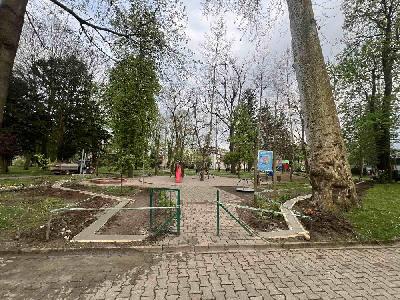 U toku sanacija i unapređenje dječijeg igrališta u Gradskom parku