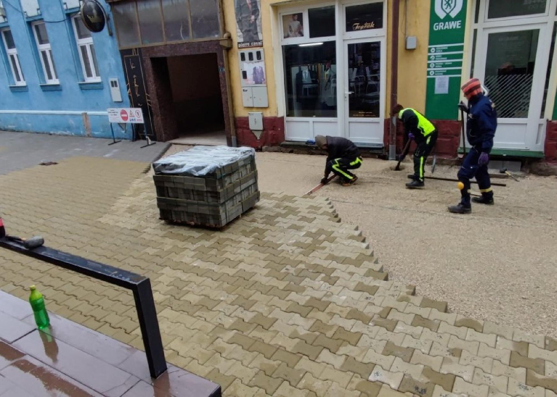 Rekonstrukcija (popločavanje) dijela Ulice Gazi Husrev - begova