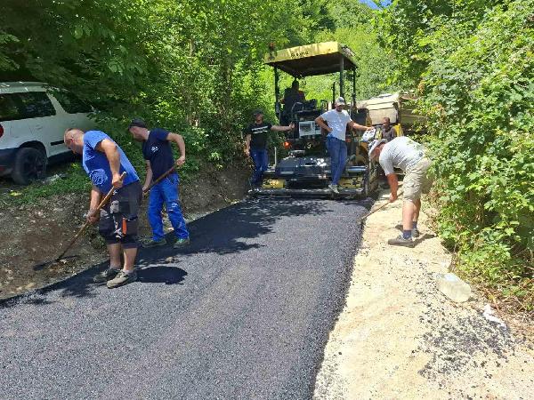 Rekonstrukcija lokalnog puta u Ostrovici