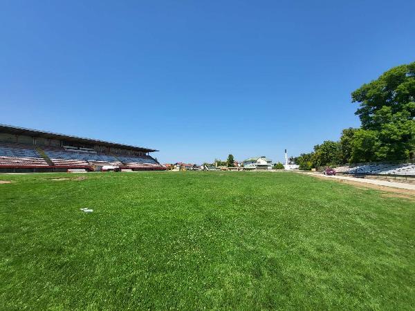 Stadion Jedinstvo dobija modernu atletsku stazu – u toku prva faza radova